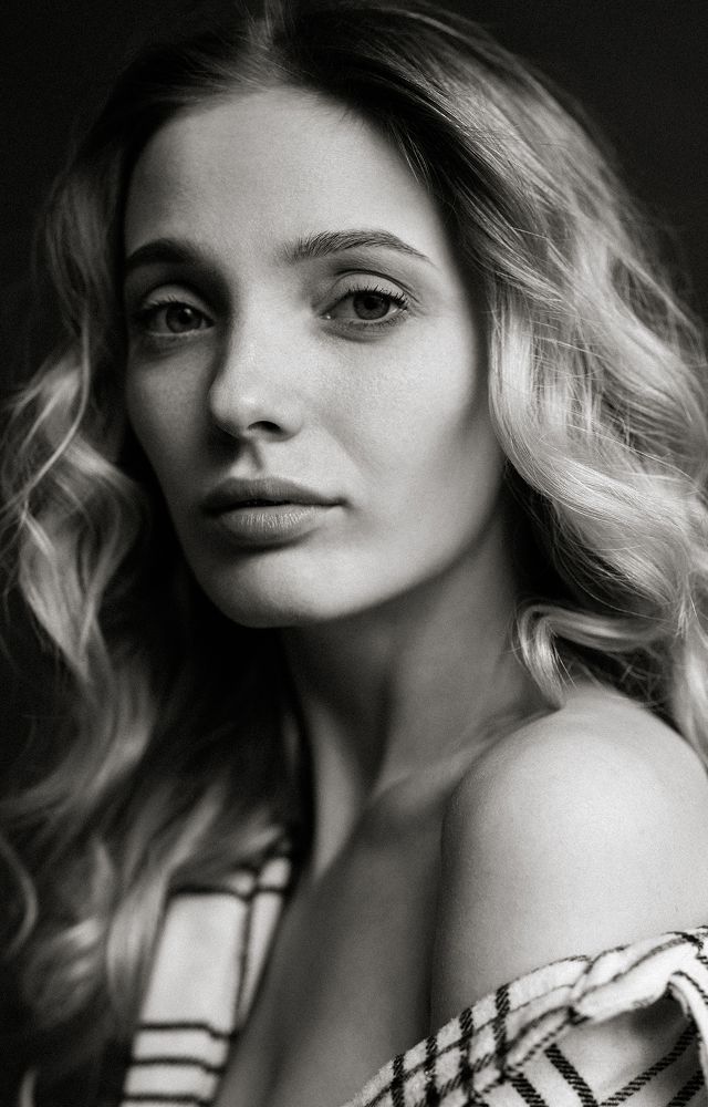 Black and white portrait of a woman.